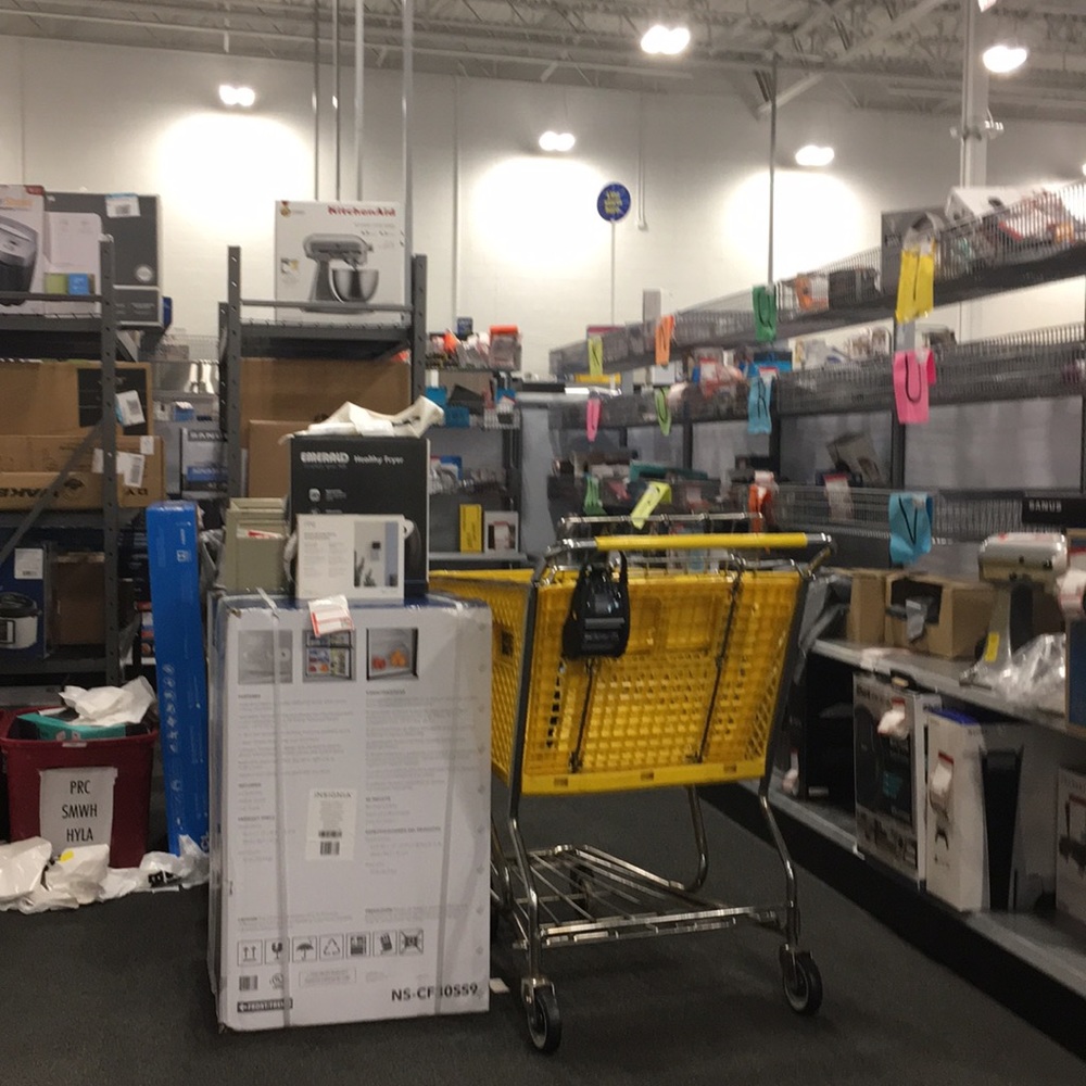 Meet your Posher, Nicc